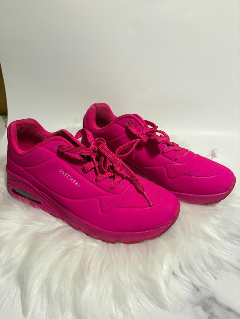 Skechers Hot Pink Air Cushion Fashion Sneakers Women's Good Pre-Owned Size 10